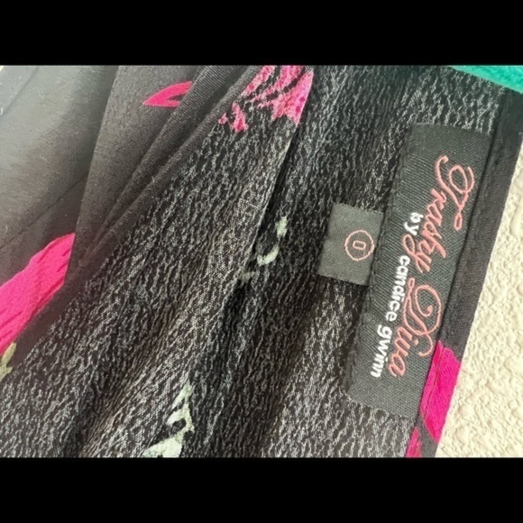 Trashy Dress Diva Bonita in Magenta Floral, rayon crepe de chine - Picture 6 of 7